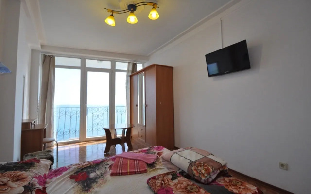 Trekhkomnatnye Na Ulitse Drazhinskogo 23v Apartments