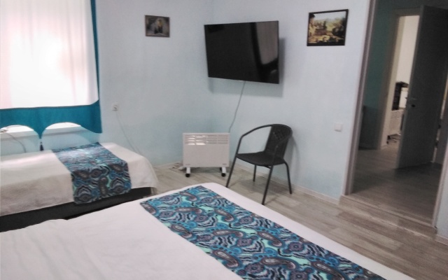 Na Krasnoflotskoy Guest House