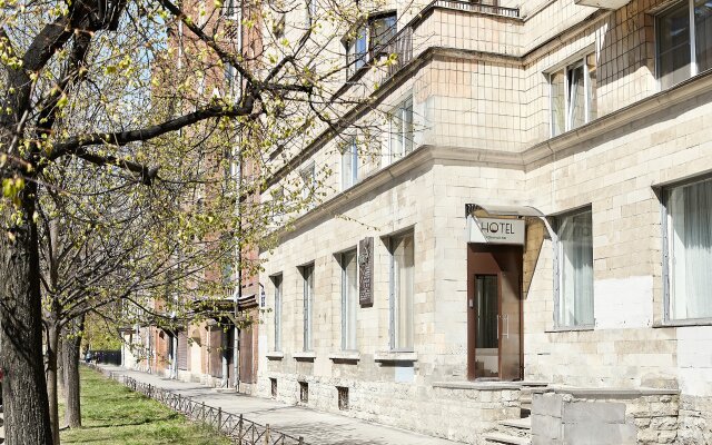 Отель У Семи Мостов