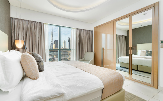 GLOBALSTAY. DAMAC Tower Paramount
