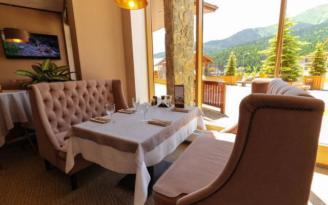 Отель Архыз Роял Резорт энд Спа