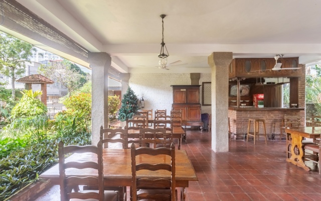 Yoho Ivory Inn Guest house