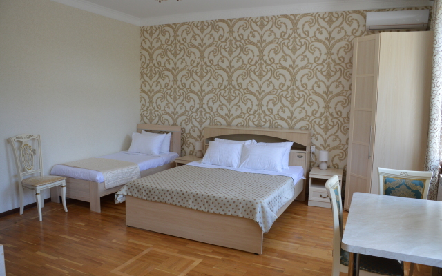 Lotos Guest House