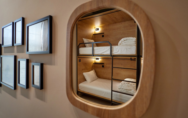 Dzen Hostel