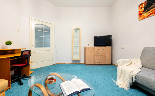 V Dokhodnom Dome F. M Tutyshkina Flat