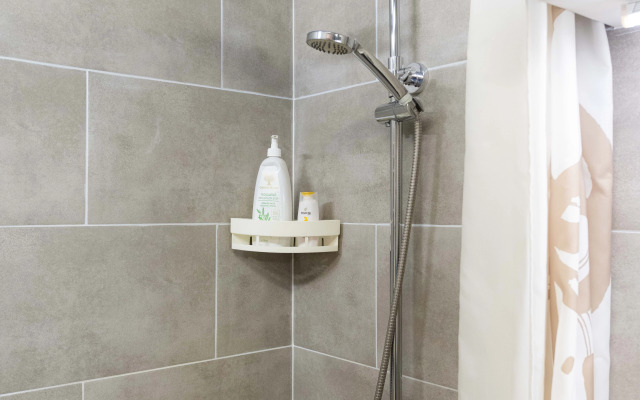 Квартира-студия с балконом на Синельникова 1