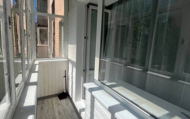 Apartamenty Na Bulvare Chavayna 45 Apartments