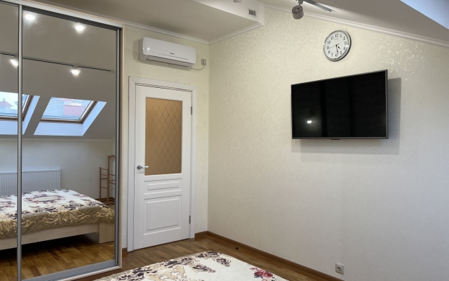 Апартаменты 245 Мира 44 лит 2