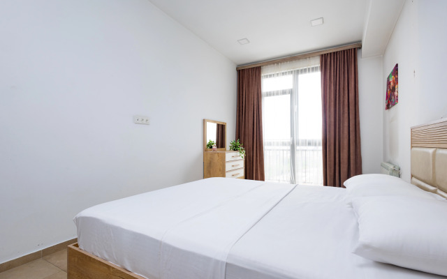 S Sovremennym Dizaynom Na Ulitse Kokhbatsi, Ko1617 Flat