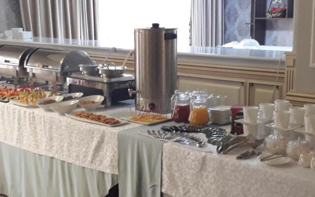 Sultan Plaza Hotel