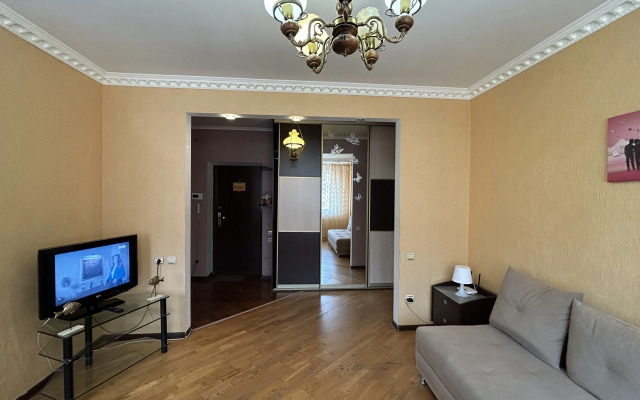 Dvushka Vozle Ufa-Areny I Tsentralnogo Rynka Flat