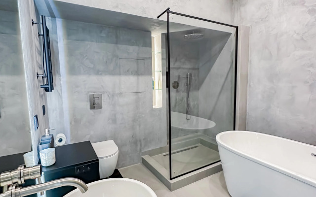 Dvukhurovnevye s basseynom Apartments