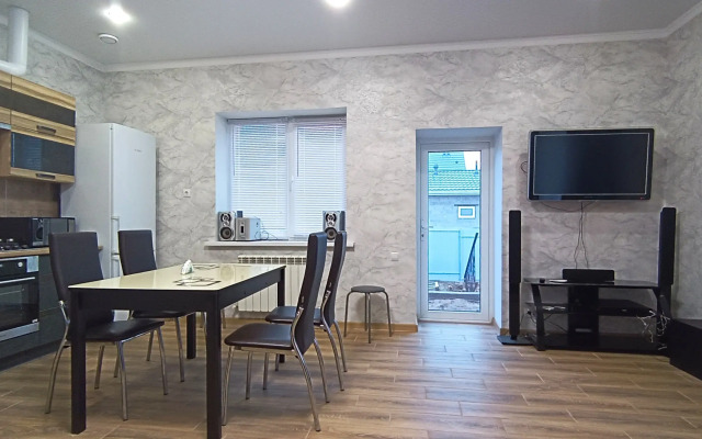 Kottedzh Na Ulitse  Altayskaya 20 Private house