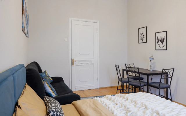 Апартаменты У Исакиевской площади DereMRents ДереМРентс