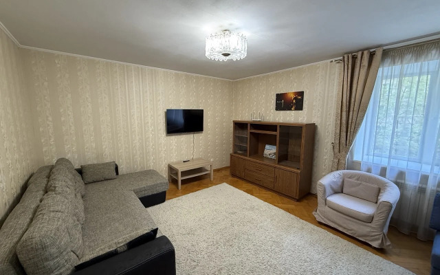 Квартира Трехкомнатная с балконом