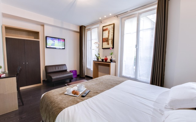 Source Hotel