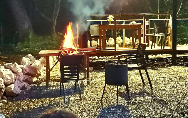 Castnyj dom V tisine na 5 gostej Les, gornaa reka, polnoe uedinenie