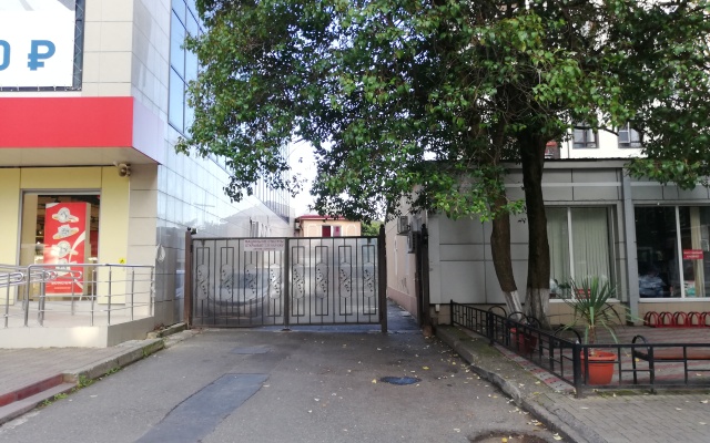 Center na Demokraticheskoi 34 Apartments