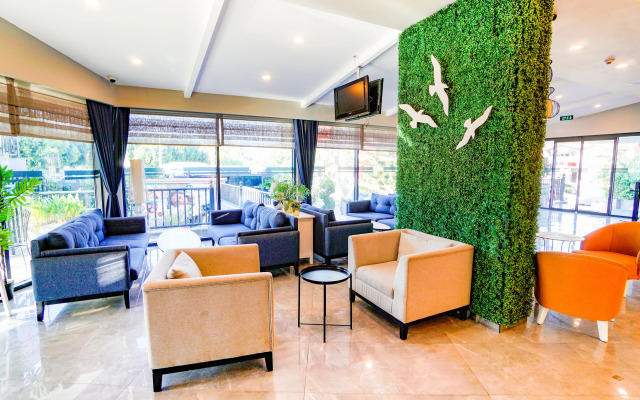 Отель Istanbul Beach