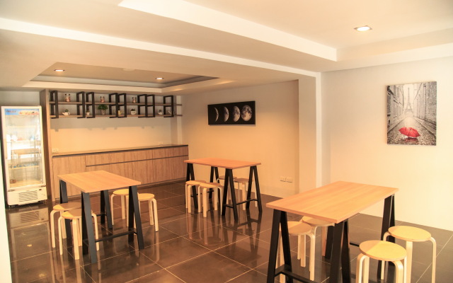 Silla Loft Patong Hotel