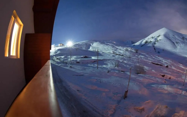 Отель Deka Gudauri