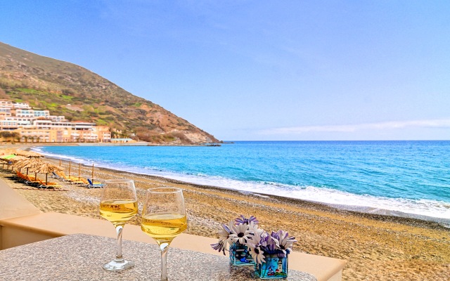 Fodele Beachfront Apart-Hotel