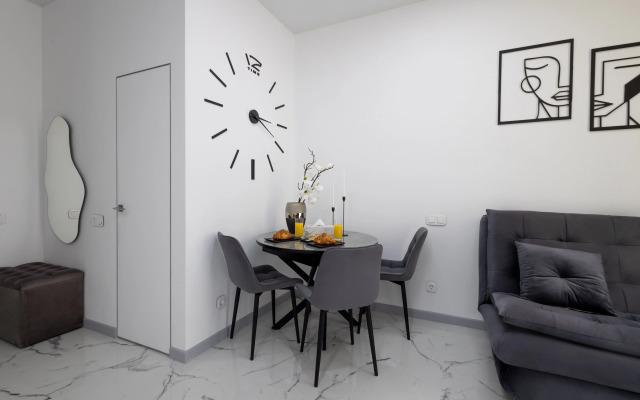 Artlayt Okolo Morya Apartments