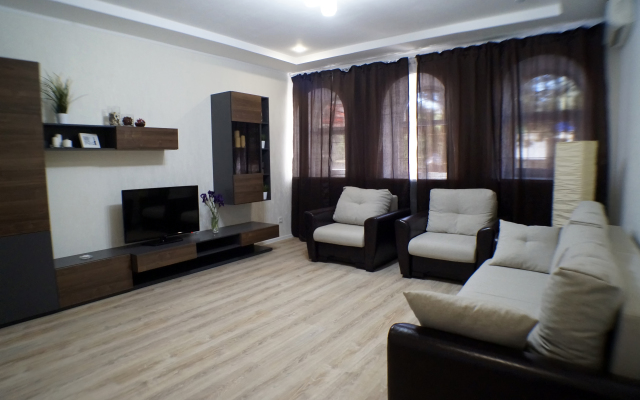 Apartment Golitsyna 19