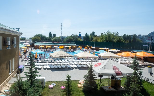 Saratovskaya Hotel