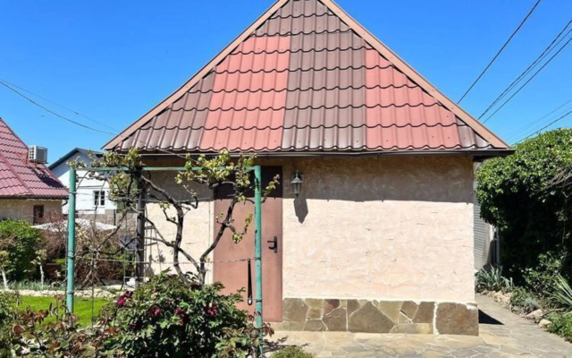 Частный дом в Учкуевке