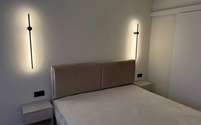 Trekhkomnatnaya V Samom Tsentre flat
