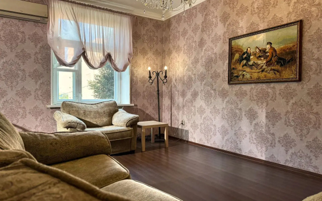 Yevrodvushka V Samom Tsentre Goroda Flat