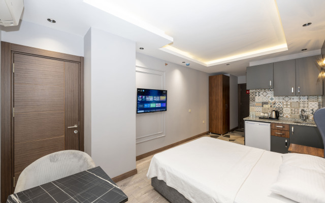 Отель Comfort Suites