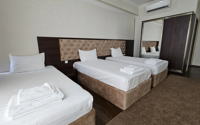 Grand Turon Plaza Hotel