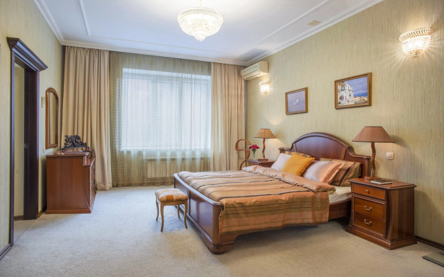 Квартира Большая у НОВАТа