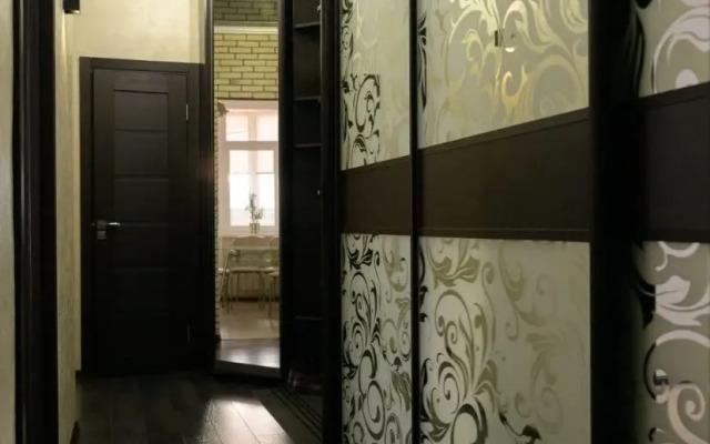 Na Ulitse Rogozhnikova 13 Apartments
