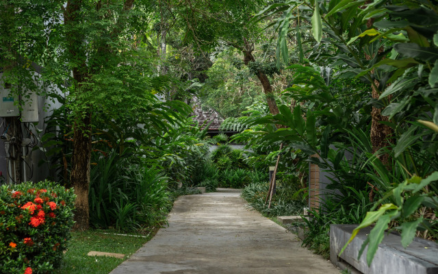 Traditional Thai 2BR in Baan Bua Estate Villa