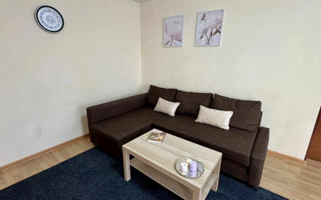 Квартира Уютная двухкомнатная на Усачева