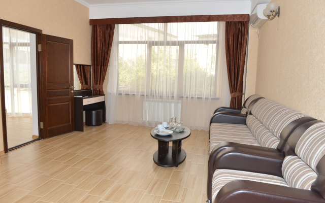 Olimpiya Lazarevskoe Hotel