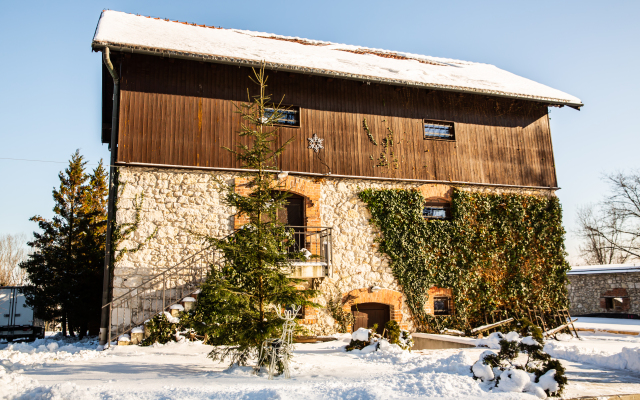 Dwór w Tomaszowicach