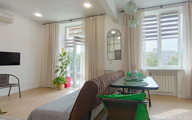 Prostornaya Bulvar Lenina 4 Flat