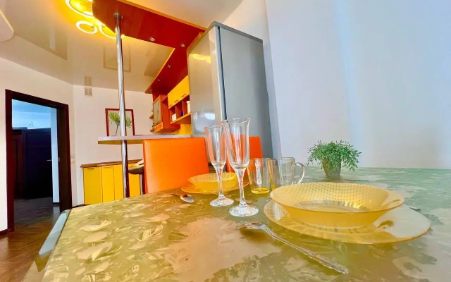 Centr vostok otlichnaja na Odesskaja 44k1 Apartments