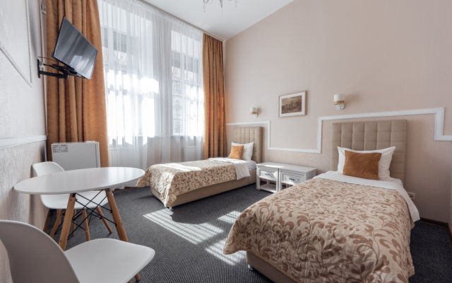 Отель Искра