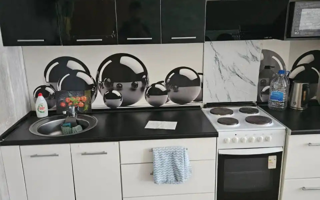 Uyutnaya Studiya V Tsentre Permi Flat