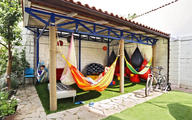 Grey-S Guest House