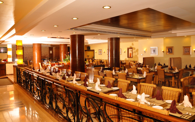 Gokulam Park Sabari OMR Hotel