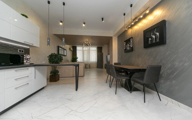 Апартаменты 4 на улице Сенявина 5