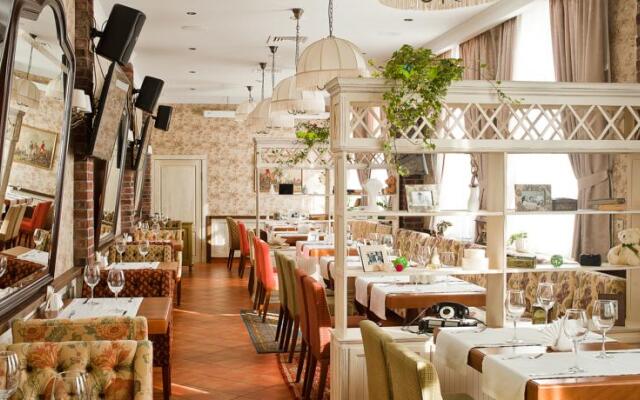 Отель Загородный клуб