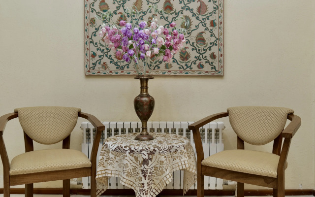 Kabir Hotel