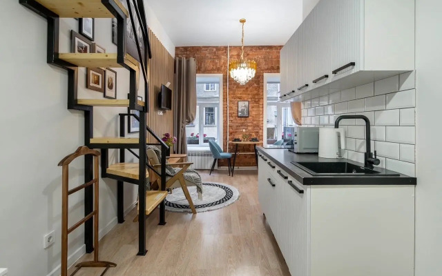 Atmosfernaya Studiya U Tavricheskogo Flat